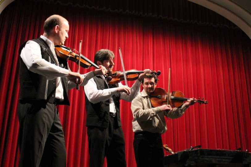 A Nagyvárad Táncegyüttes Zenekarának Ünnepi Koncertje